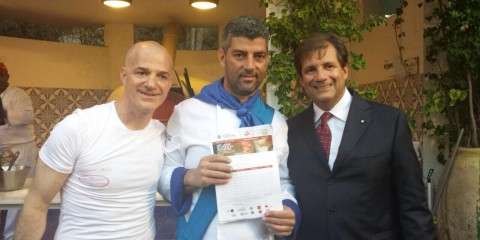 Fabio Cristiano (centro) e Ambasciatore Francesco Talò
