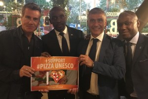 Alfonso Pecoraro Scanio e Jimmy Ghione con rappresentanti corpi diplomatici africani